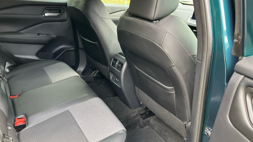 Nissan Qashqai 1.5 E-Power N-Connecta 5dr Auto Hybrid Hatchback - Image 31