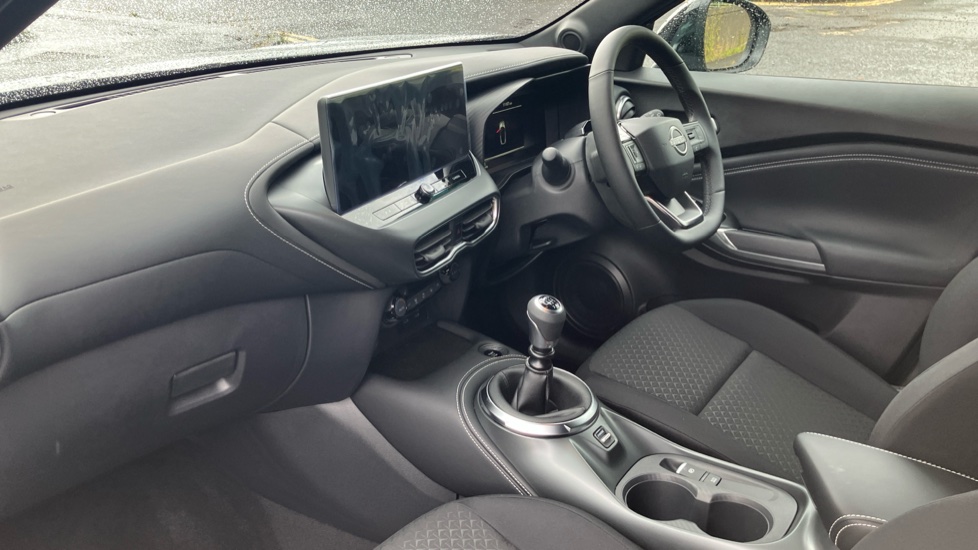 Nissan Juke 1.0 DiG-T N-Connecta 5dr [Revised] Petrol Hatchback - Image 9