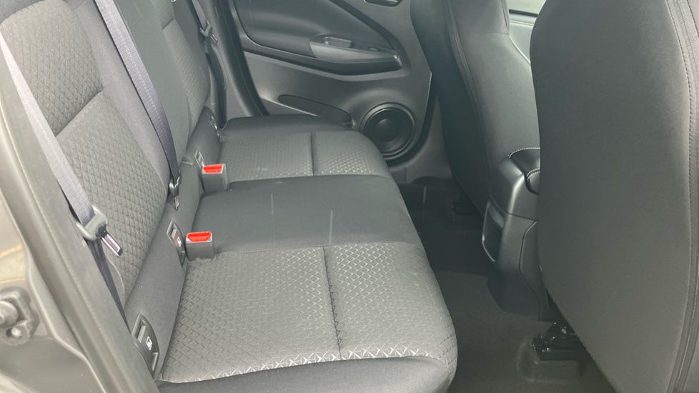Nissan Juke 1.0 DiG-T N-Connecta 5dr [Revised] Petrol Hatchback - Image 16