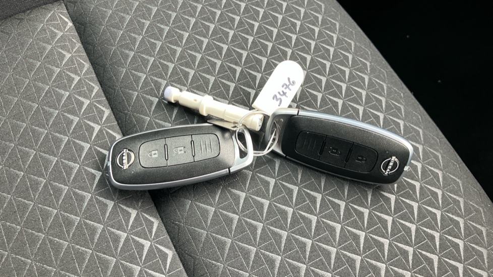 Nissan Juke 1.0 DiG-T N-Connecta 5dr [Revised] Petrol Hatchback - Image 20