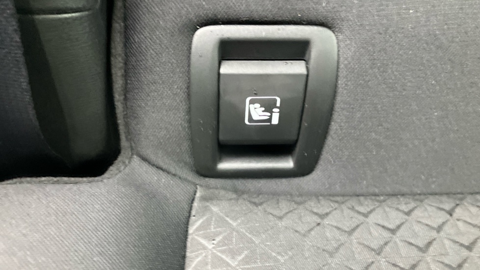 Nissan Juke 1.0 DiG-T N-Connecta 5dr [Revised] Petrol Hatchback - Image 32
