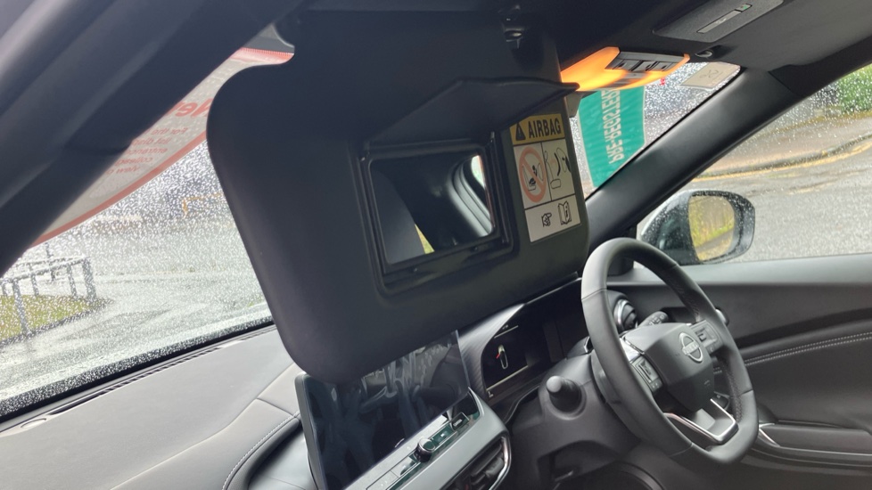 Nissan Juke 1.0 DiG-T N-Connecta 5dr [Revised] Petrol Hatchback - Image 39