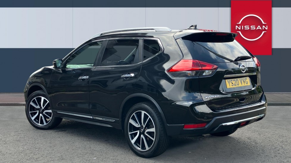 Nissan X-Trail 1.7 dCi Tekna 5dr [7 Seat] Diesel Station Wagon - Image 2