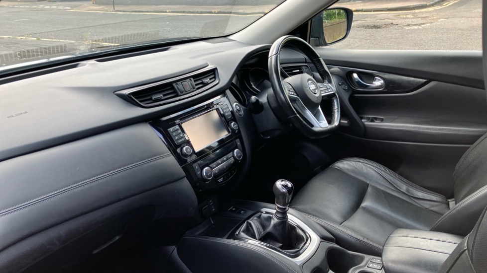 Nissan X-Trail 1.7 dCi Tekna 5dr [7 Seat] Diesel Station Wagon - Image 9