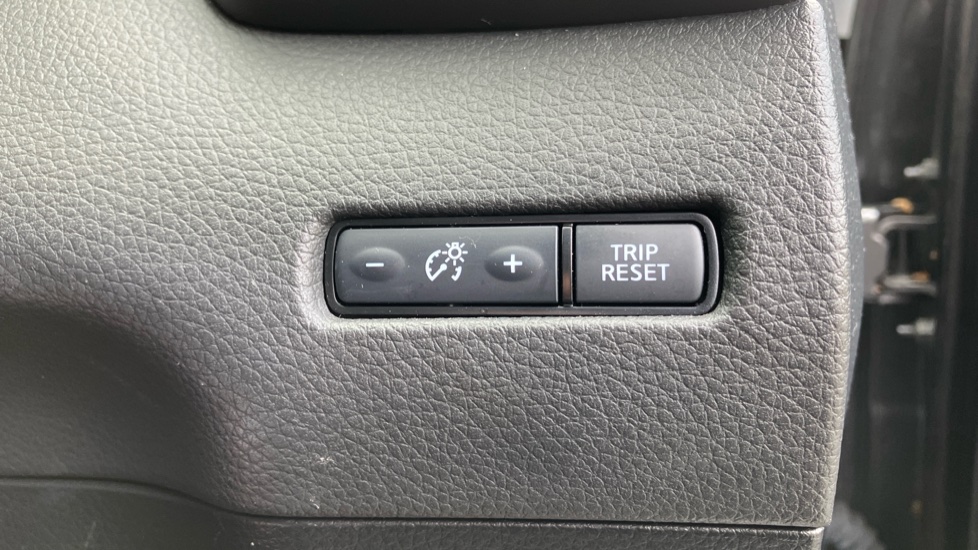 Nissan Qashqai 1.3 DiG-T 160 [157] Acenta Premium 5dr DCT Petrol Hatchback - Image 39