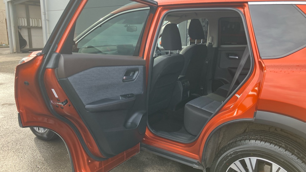 Nissan X-Trail 1.5 E-Power E-4orce 213 N-Connecta 5dr Auto Hybrid Station Wagon - Image 25