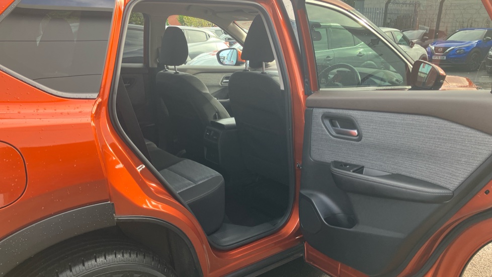 Nissan X-Trail 1.5 E-Power E-4orce 213 N-Connecta 5dr Auto Hybrid Station Wagon - Image 34
