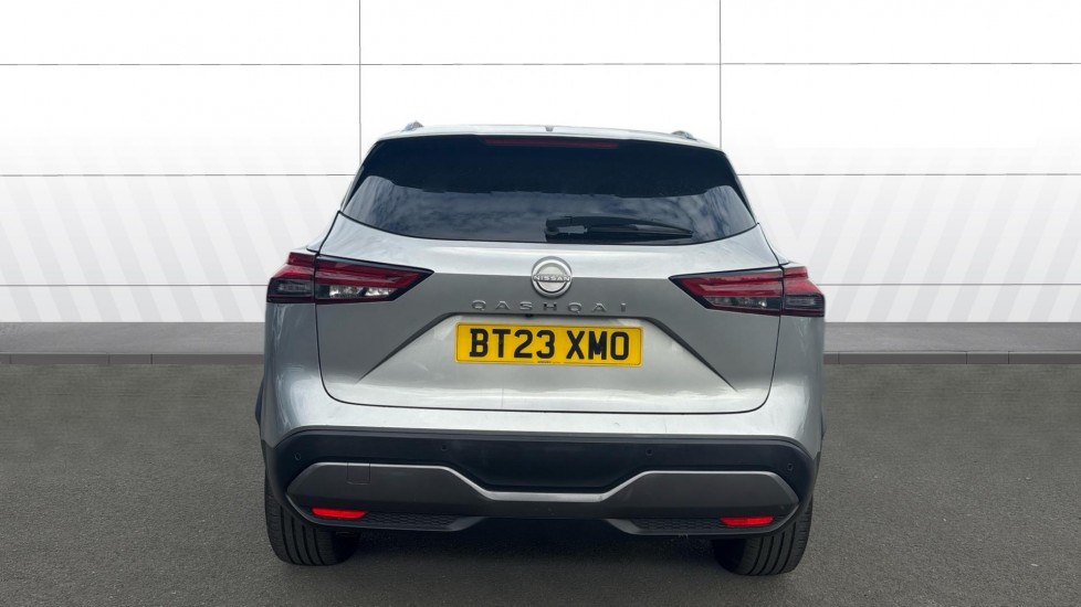 Nissan Qashqai 1.3 DiG-T MH Tekna 5dr Petrol Hatchback - Image 6