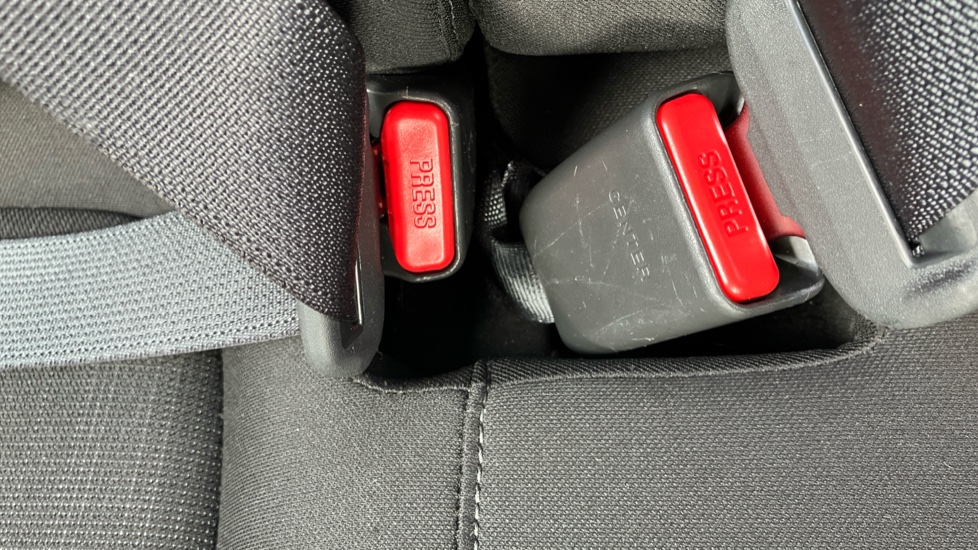 Hyundai KONA 1.0 TGDi 48V MHEV SE Connect 5dr Petrol Hatchback - Image 17