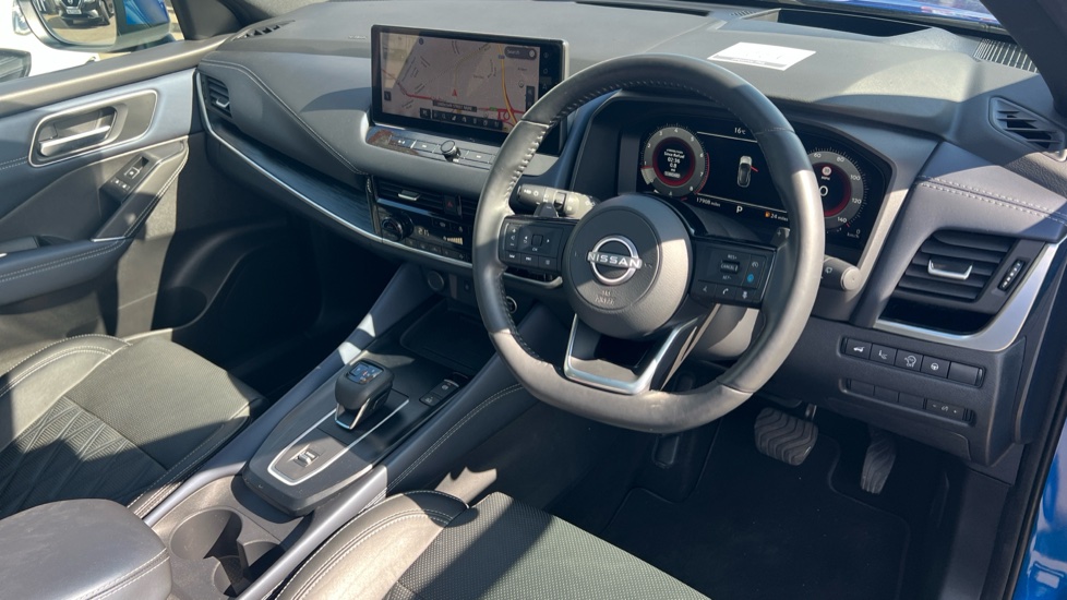 Nissan Qashqai 1.3 DiG-T MH 158 Tekna+ 5dr Xtronic Petrol Hatchback - Image 11