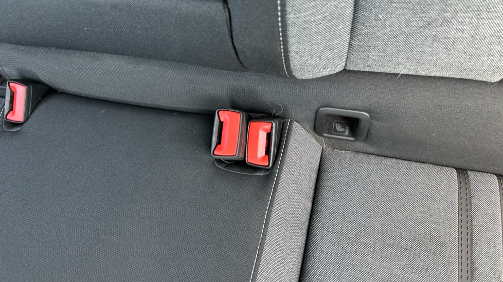 SEAT Ateca 1.5 TSI EVO SE Technology 5dr DSG Petrol Estate - Image 17