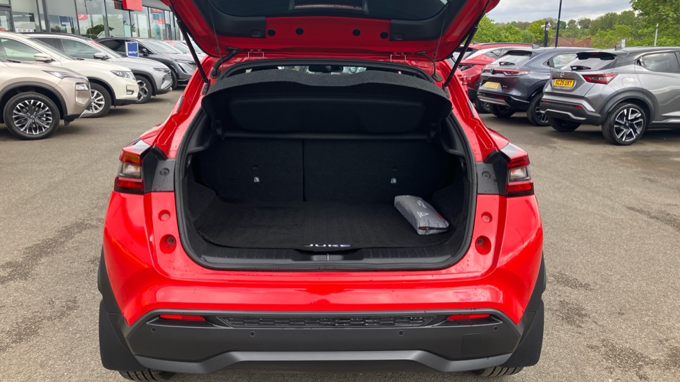 Nissan Juke 1.0 DiG-T N-Connecta 5dr Petrol Hatchback - Image 4