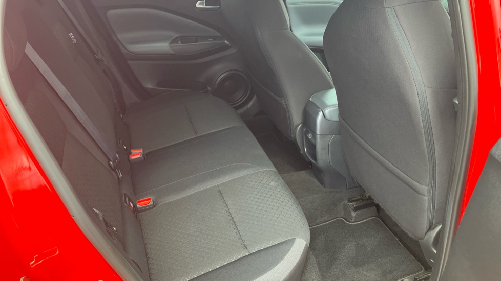 Nissan Juke 1.0 DiG-T N-Connecta 5dr Petrol Hatchback - Image 16