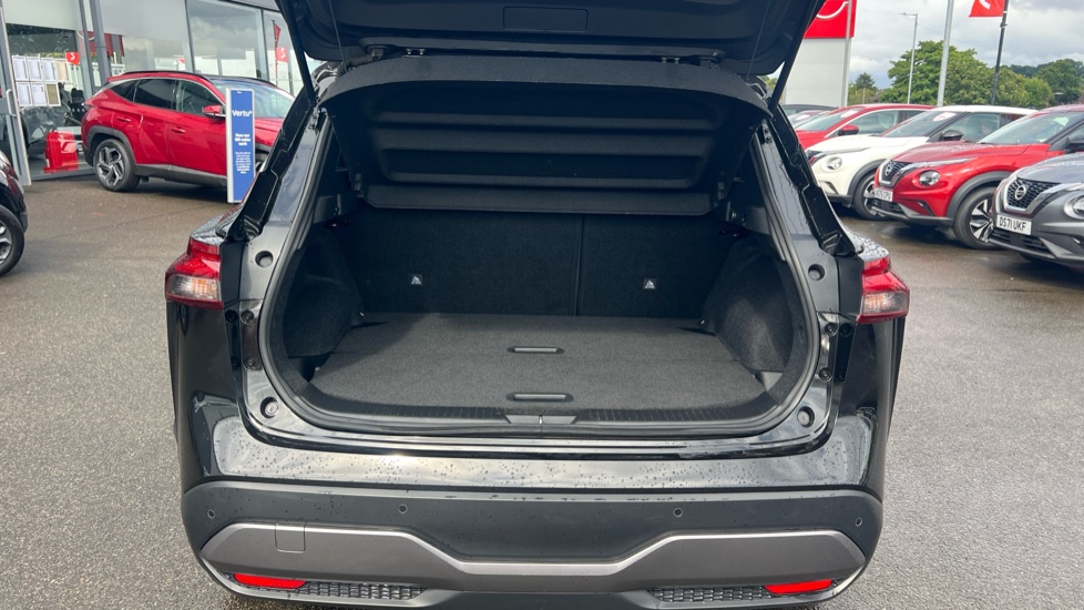 Nissan Qashqai 1.5 E-Power N-Connecta 5dr Auto Hybrid Hatchback - Image 4