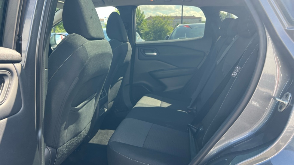 Nissan Qashqai 1.5 E-Power N-Connecta 5dr Auto Hybrid Hatchback - Image 16