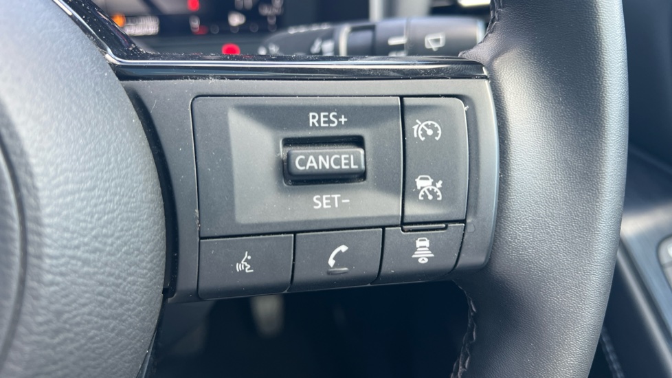 Nissan Qashqai 1.5 E-Power N-Connecta 5dr Auto Hybrid Hatchback - Image 24