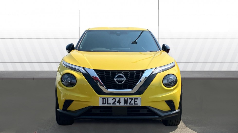 Nissan Juke 1.0 DiG-T N-Connecta 5dr DCT Petrol Hatchback - Image 3