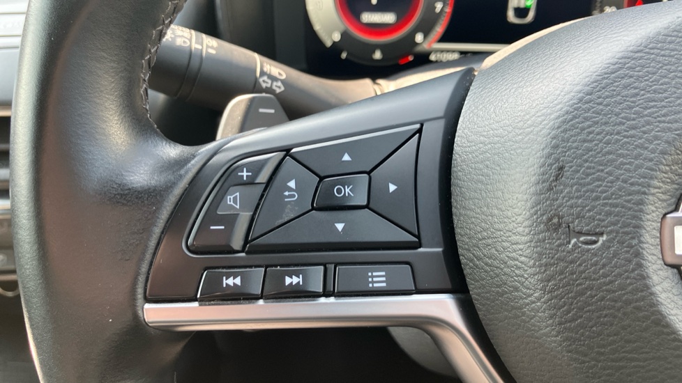 Nissan Juke 1.0 DiG-T N-Connecta 5dr DCT Petrol Hatchback - Image 22