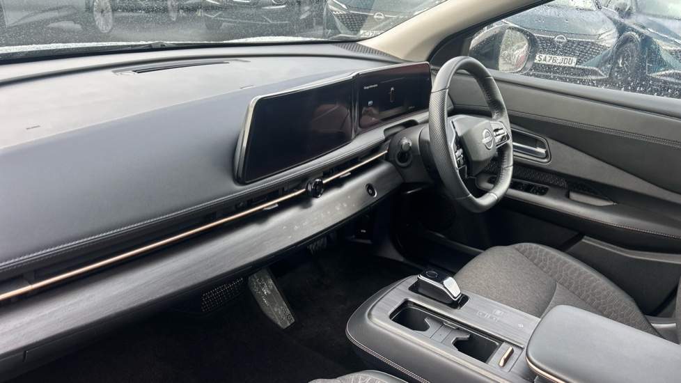 Nissan ARIYA 225kW Advance 87kWh 22kWCh 5dr e-4ORCE Auto Electric Hatchback - Image 9