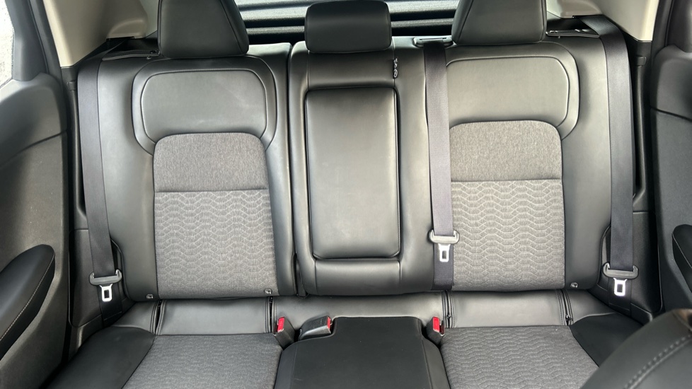 Nissan ARIYA 225kW Advance 87kWh 22kWCh 5dr e-4ORCE Auto Electric Hatchback - Image 15