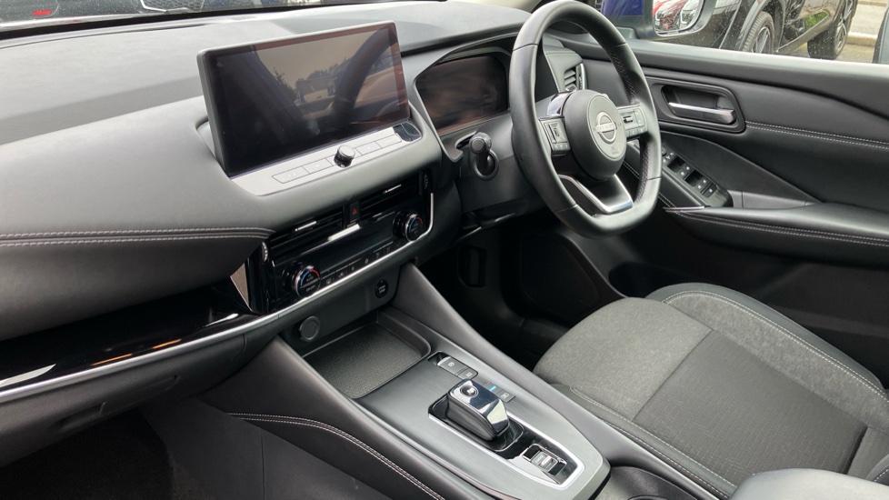 Nissan Qashqai 1.5 E-Power N-Connecta 5dr Auto Hybrid Hatchback - Image 9