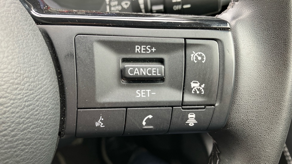 Nissan Qashqai 1.5 E-Power N-Connecta 5dr Auto Hybrid Hatchback - Image 37