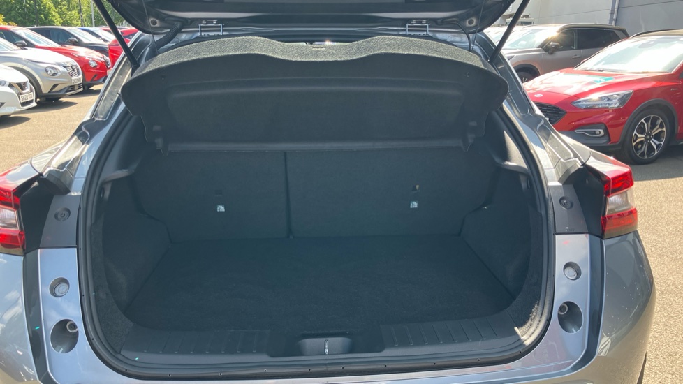 Nissan Juke 1.0 DiG-T 114 N-Connecta 5dr Petrol Hatchback - Image 4