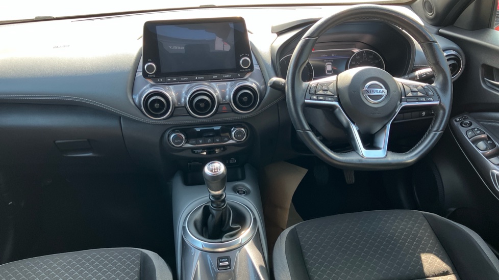Nissan Juke 1.0 DiG-T 114 N-Connecta 5dr Petrol Hatchback - Image 10
