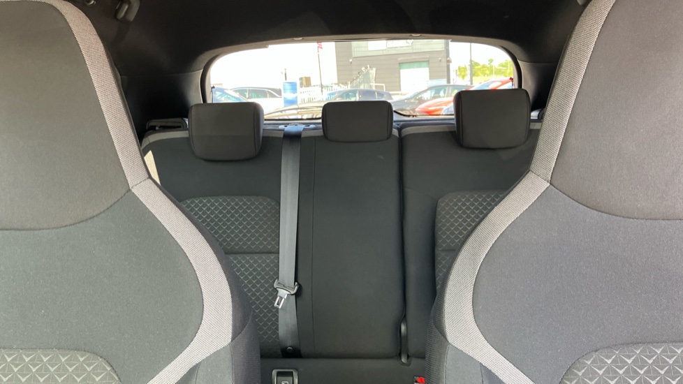 Nissan Juke 1.0 DiG-T 114 N-Connecta 5dr Petrol Hatchback - Image 15