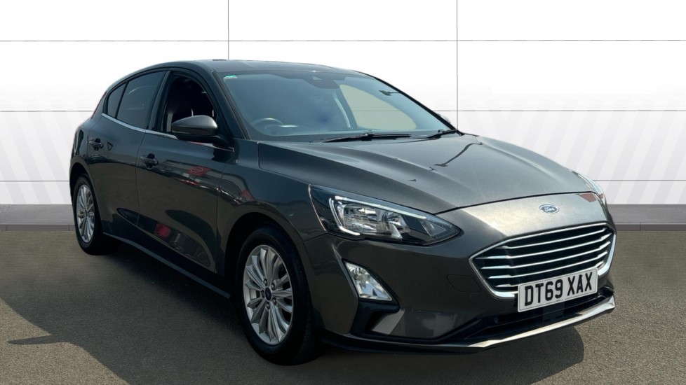Ford Focus 1.0 EcoBoost 125 Titanium 5dr Petrol Hatchback - Image 1