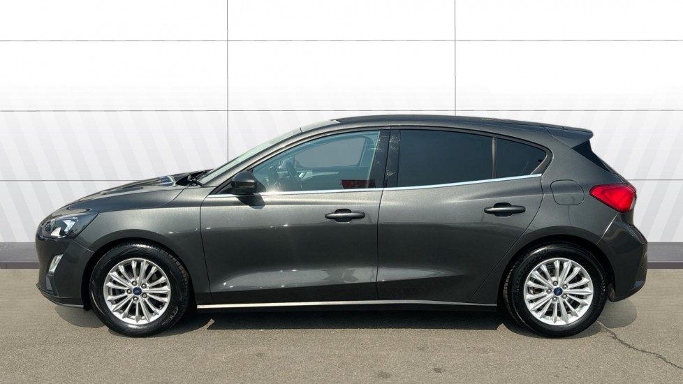 Ford Focus 1.0 EcoBoost 125 Titanium 5dr Petrol Hatchback - Image 5