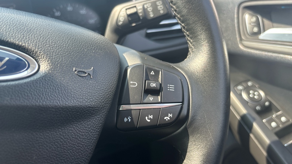 Ford Focus 1.0 EcoBoost 125 Titanium 5dr Petrol Hatchback - Image 22