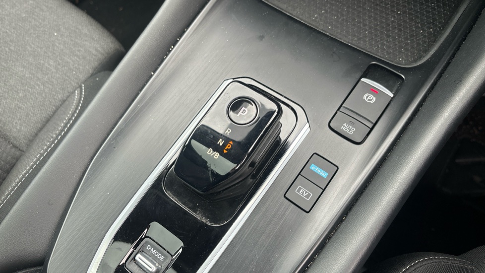 Nissan Qashqai 1.5 E-Power N-Connecta 5dr Auto Hybrid Hatchback - Image 25