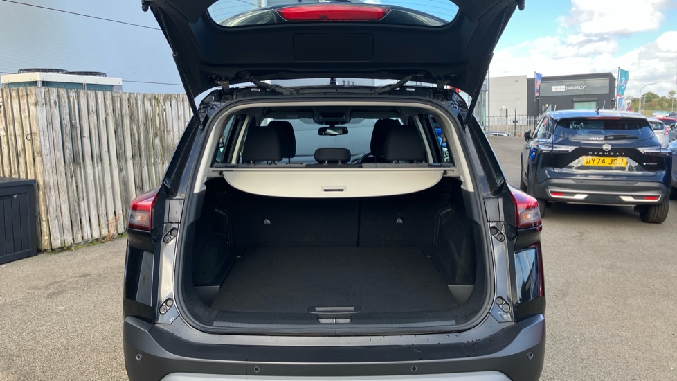 Nissan X-Trail 1.5 E-Power E-4orce 213 Acenta Premium 5dr Auto Hybrid Station Wagon - Image 4