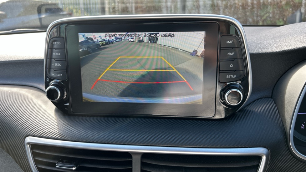 Hyundai TUCSON 1.6 GDi SE Nav 5dr 2WD Petrol Estate - Image 28