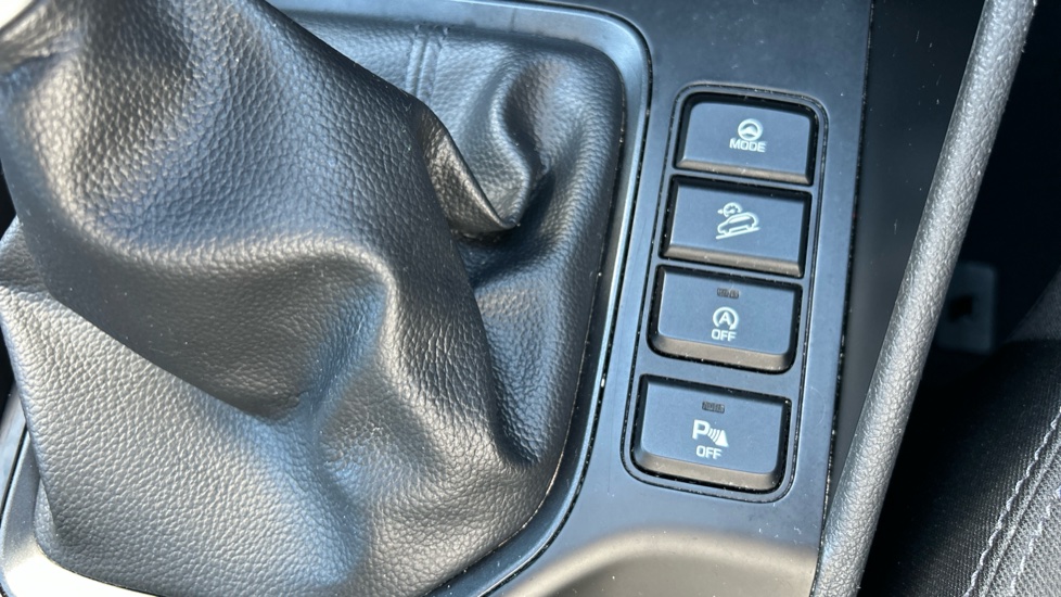Hyundai TUCSON 1.6 GDi SE Nav 5dr 2WD Petrol Estate - Image 29
