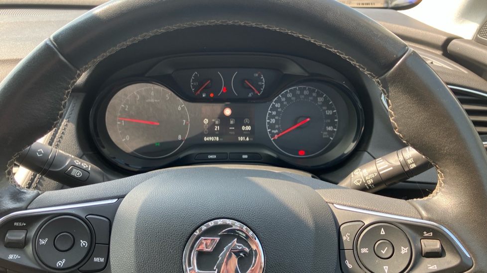 Vauxhall Grandland X 1.2 Turbo SE Premium 5dr Petrol Hatchback - Image 18