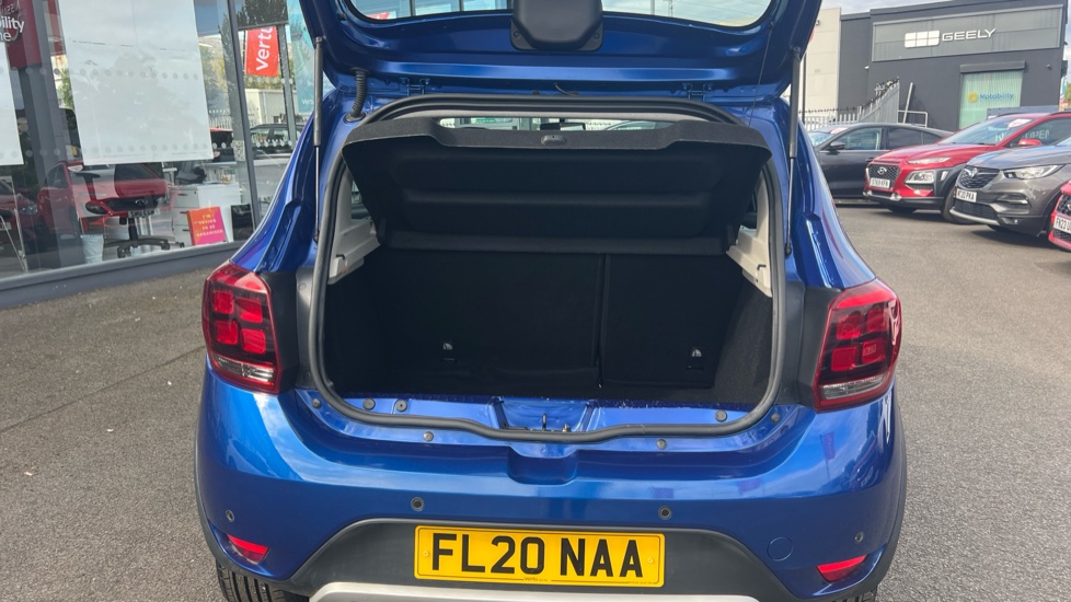 Dacia Sandero Stepway 0.9 TCe SE Twenty 5dr Petrol Hatchback - Image 4