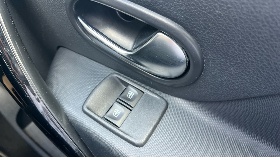 Dacia Sandero Stepway 0.9 TCe SE Twenty 5dr Petrol Hatchback - Image 23