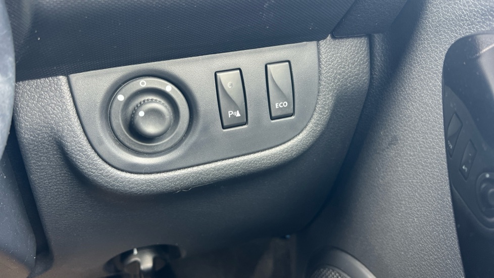Dacia Sandero Stepway 0.9 TCe SE Twenty 5dr Petrol Hatchback - Image 24