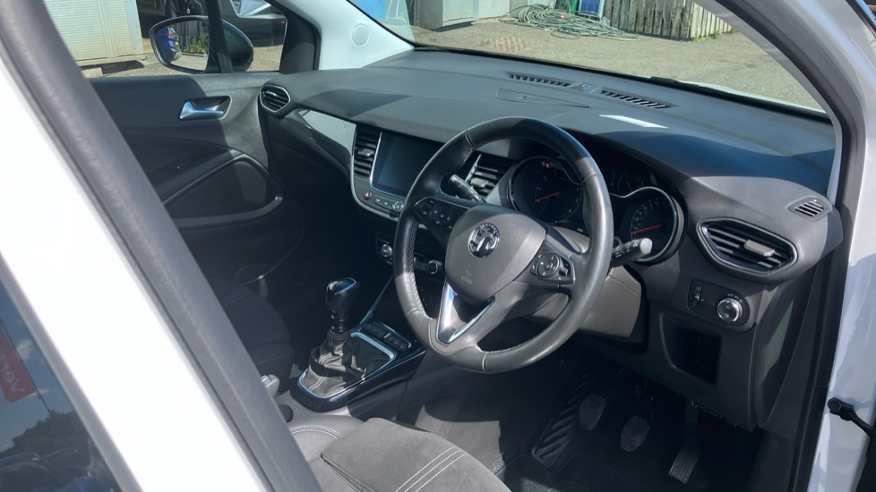 Vauxhall Crossland 1.2 Turbo Ultimate 5dr Petrol Hatchback - Image 11