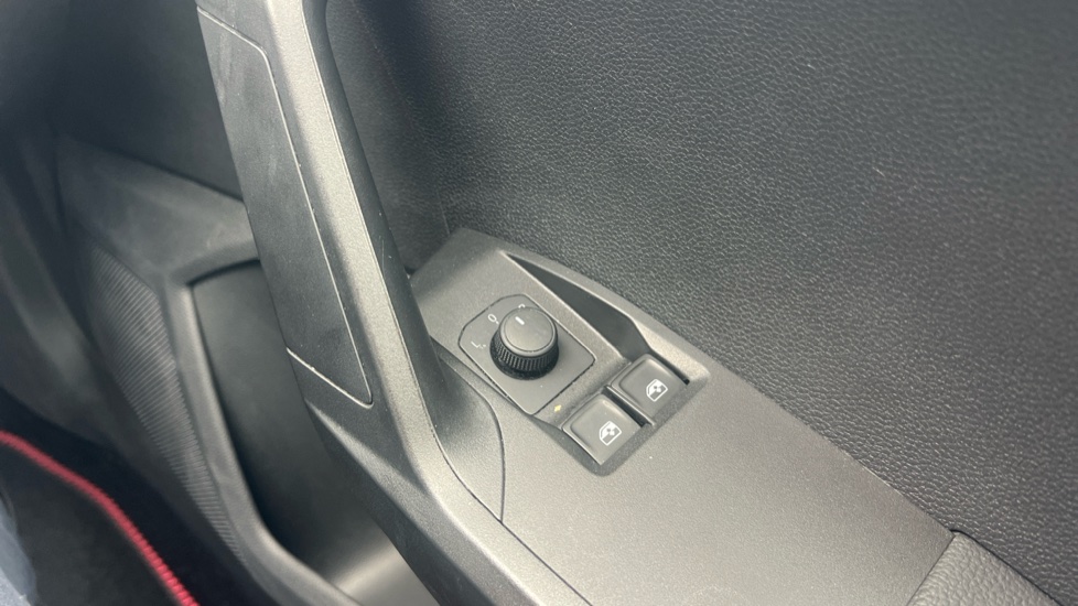 SEAT Ibiza 1.0 TSI 95 SE Technology [EZ] 5dr Petrol Hatchback - Image 36