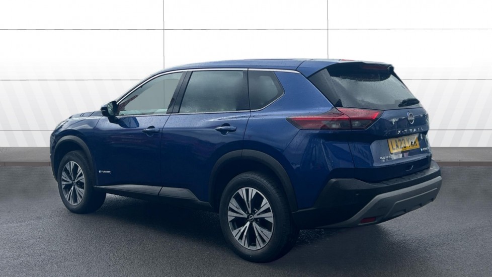 Nissan X-Trail 1.5 E-Power E-4orce 213 Acenta Prem 5dr 7 St Auto Hybrid Station Wagon - Image 2