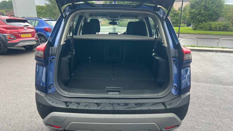 Nissan X-Trail 1.5 E-Power E-4orce 213 Acenta Prem 5dr 7 St Auto Hybrid Station Wagon - Image 4