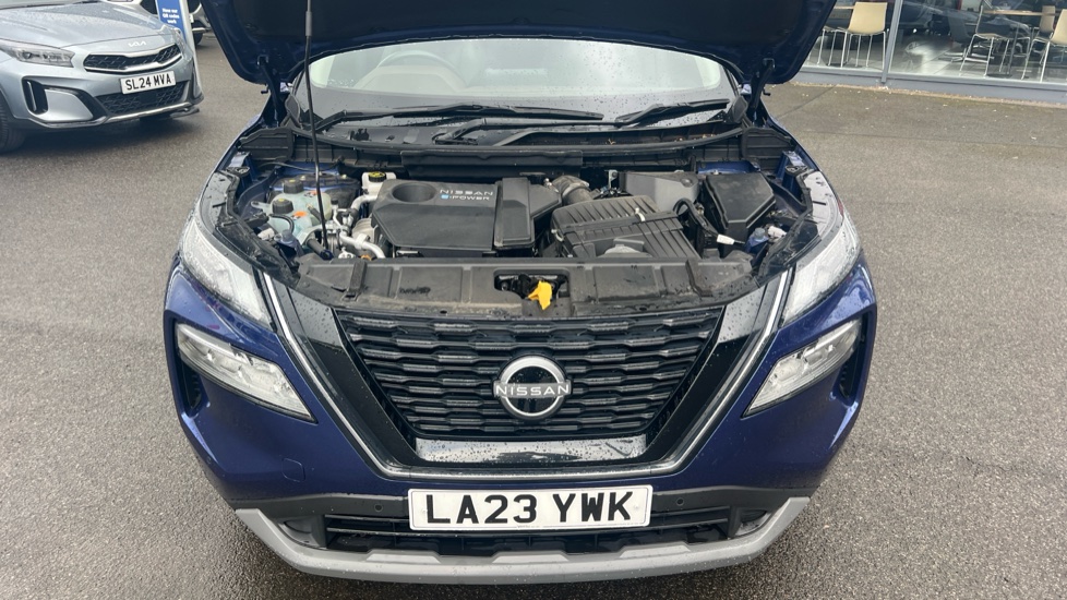 Nissan X-Trail 1.5 E-Power E-4orce 213 Acenta Prem 5dr 7 St Auto Hybrid Station Wagon - Image 8