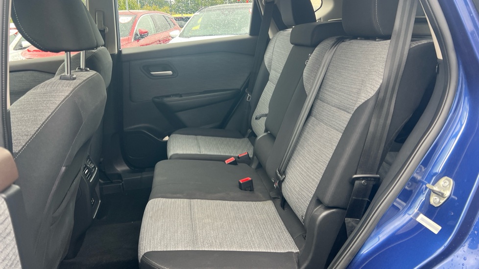 Nissan X-Trail 1.5 E-Power E-4orce 213 Acenta Prem 5dr 7 St Auto Hybrid Station Wagon - Image 16