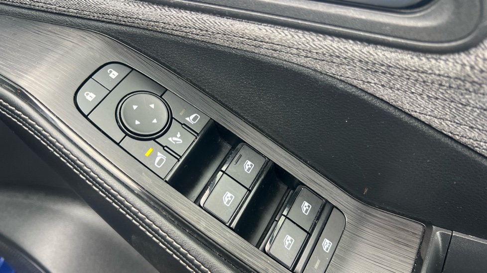 Nissan X-Trail 1.5 E-Power E-4orce 213 Acenta Prem 5dr 7 St Auto Hybrid Station Wagon - Image 24