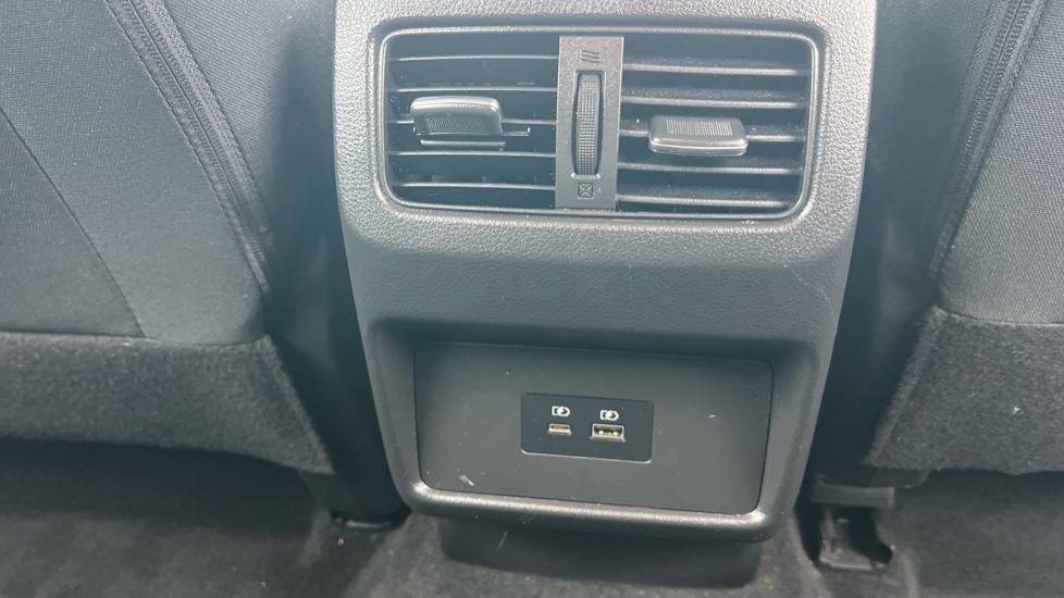 Nissan X-Trail 1.5 E-Power E-4orce 213 Acenta Prem 5dr 7 St Auto Hybrid Station Wagon - Image 26