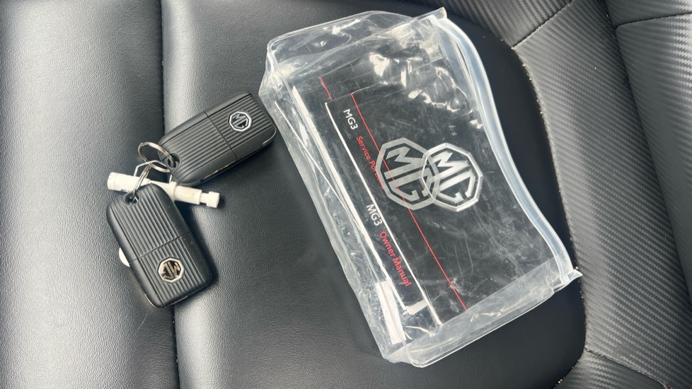 MG ZS 1.5 VTi-TECH Exclusive 5dr Petrol Hatchback - Image 19