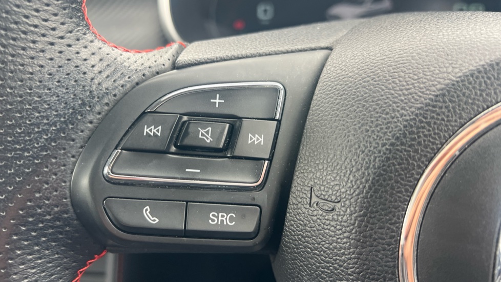 MG ZS 1.5 VTi-TECH Exclusive 5dr Petrol Hatchback - Image 24